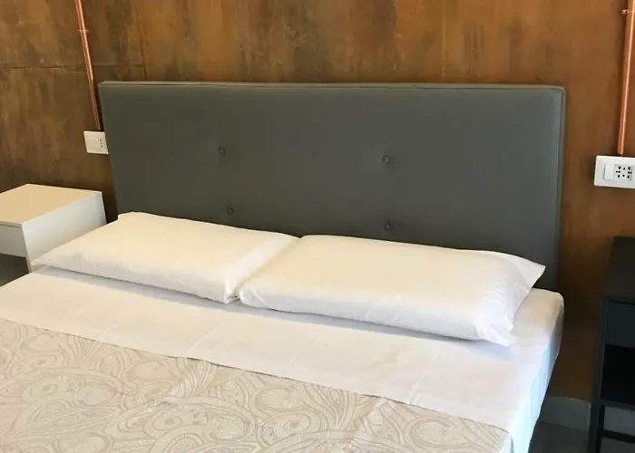 Guest house Joy Milan